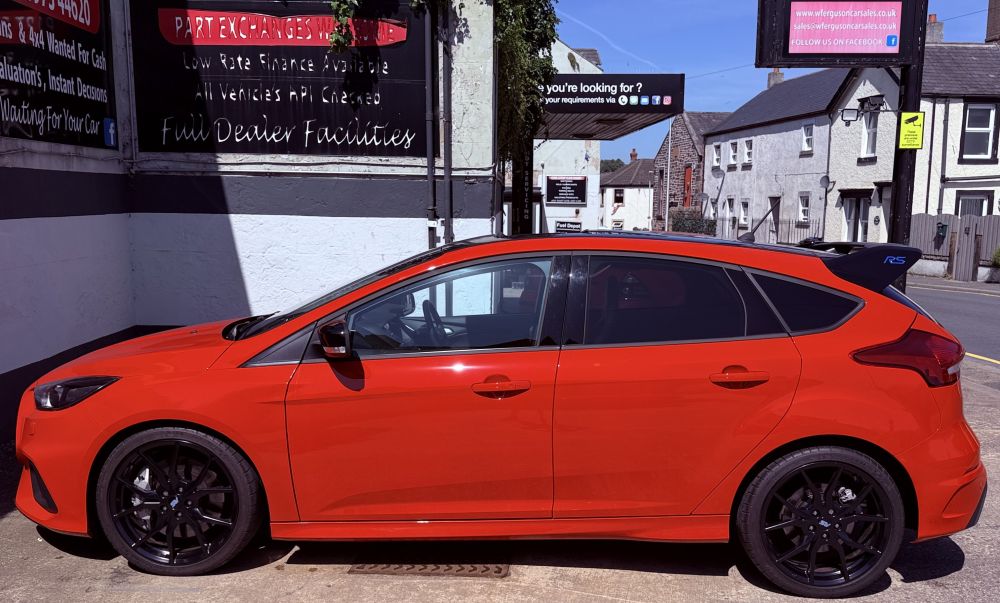 FORD FOCUS