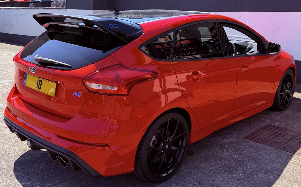 FORD FOCUS